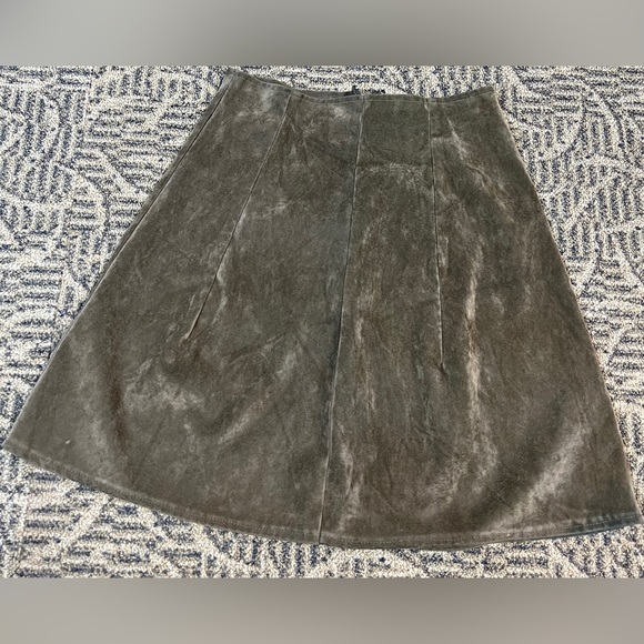 Bundle of Shirts and Skirts - Picture 13 of 16